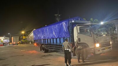 Malam di Pelabuhan Lembar Patroli Ketat, Keamanan Terjaga
