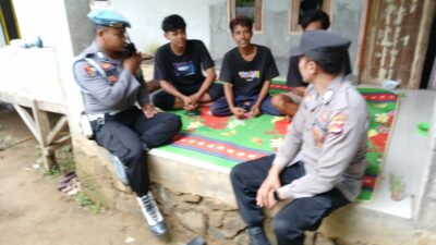 Patroli KRYD Polsek Lembar Jaga Kamtibmas, Cegah Narkoba dan 3C di Labuan Tereng
