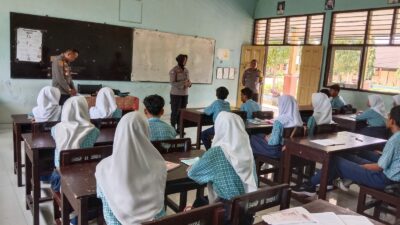 Siswa SMP Labuapi Lawan Narkoba, Judi Online, dan Bullying