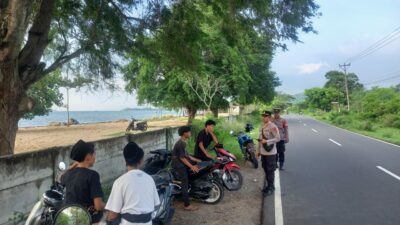 Ngabuburit Aman! Polsek Sekotong Patroli Cegah Gangguan Kamtibmas
