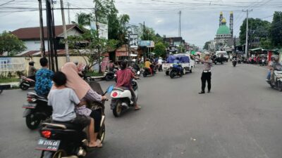 Cegah Gangguan Keamanan, Polisi Kediri Siaga di Lokasi Ngabuburit