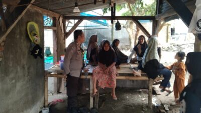 Bhabinkamtibmas Batulayar Proaktif Sosialisasi Ketahanan Pangan di Dusun Batubolong