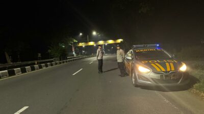 Polsek Kediri Intensifkan Patroli Malam ‘Blue Light’ Jalur Berpotensi Rawan di Lombok Barat