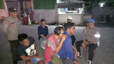 Wujudkan Lingkungan Aman, Polsek Kediri Intensifkan Patroli Malam di Desa Lelede