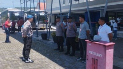 Ratusan Wisatawan Mancanegara Tiba di Lombok dengan Kapal Pesiar Viking Orion