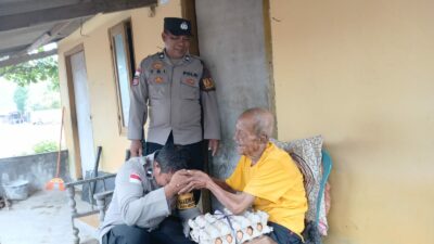 Polsek Sekotong Dukung Program Lombok Barat Mantap lewat Aksi Sosial