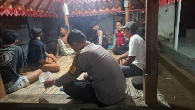 Kedekatan Polisi dan Warga Sekotong, Upaya Nyata Jaga Kamtibmas