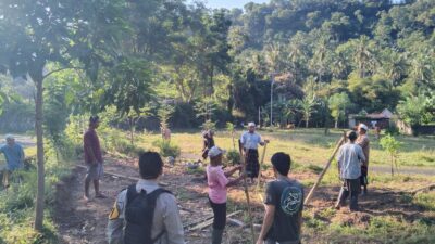 Peran Aktif Polsek Batulayar dalam Program Ketahanan Pangan Masyarakat