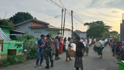 Polri Jamin Keamanan Tradisi Nyongkolan di Lembar: Sinergi TNI-Polri Ciptakan Kondusifitas