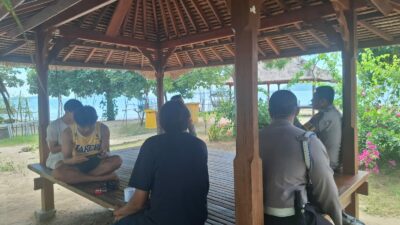 Polisi Aktif Jaga Kamtibmas, Patroli Dialogis Sentuh Warga Sekotong