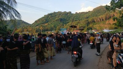 Polsek Sekotong Kawal Ketat Tradisi Adat Nyongkolan, Pastikan Keamanan dan Ketertiban Terjaga