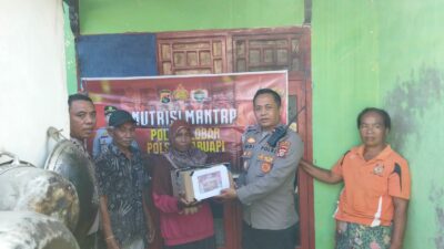 Bantuan Nutrisi Polsek Labuapi Dukung Kesehatan Warga Disabilitas di Lombok Barat