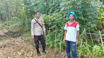 Bhabinkamtibmas Desa Rumak Aktif Edukasi Warga Soal Swasembada Pangan