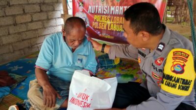 Polsek Labuapi Distribusikan Bantuan Gizi di Karang Bongkot