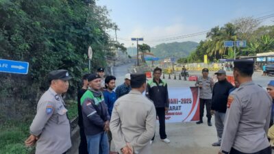 Pelabuhan Lembar Aman, Polres Lombok Barat Lakukan Pembinaan Ojek