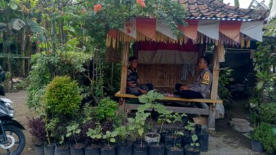 Polsek Kuripan Gandeng Warga Bangun Kemandirian Pangan Keluarga