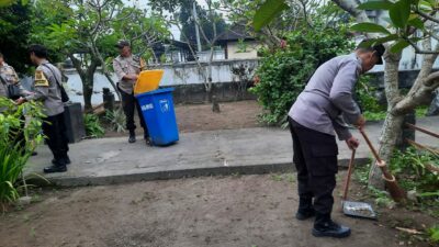 Polsek Labuapi Gelar Bakti Religi di Pure Datar Merembu