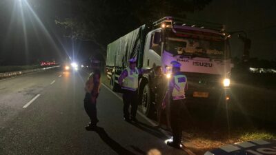 Patroli Malam Intensif Satlantas Amankan Bypass BIL Lombok Barat