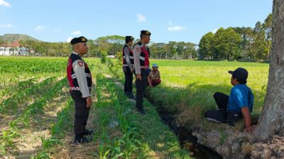 Polres Lombok Barat Pantau Lahan Jagung di Desa Tempos untuk Dukung Swasembada Pangan