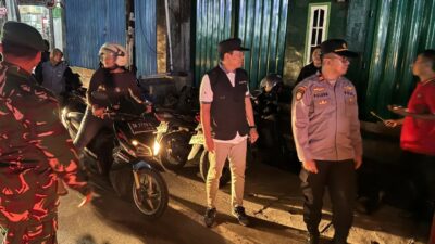 Patroli Gabungan Polsek Kediri, TNI, dan Forkopincam Jaga Kamtibmas Lombok Barat